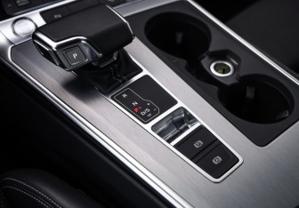 Подержанный автомобиль Audi A6 Sedan 2020 года (18 фото)