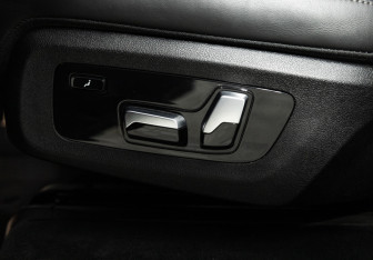 Подержанный автомобиль BMW X7 2019 года (23 фото)