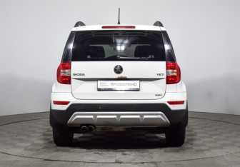 Подержанный автомобиль Skoda Yeti 2016 года (6 фото)