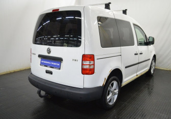 Подержанный автомобиль Volkswagen Caddy Compactvan 2012 года (5 фото)