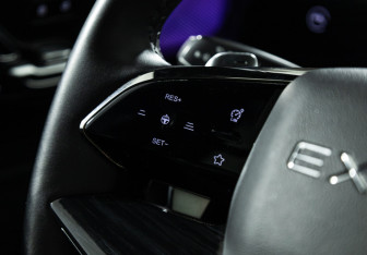 Подержанный автомобиль Exeed RX 2023 года (26 фото)