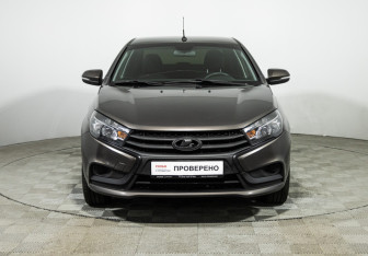 Подержанный автомобиль LADA (ВАЗ) Vesta Sedan 2022 года (2 фото)