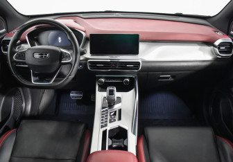 Подержанный автомобиль Geely Coolray 2020 года (14 фото)