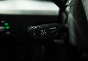 Подержанный автомобиль Audi Q5 2021 года (19 фото)