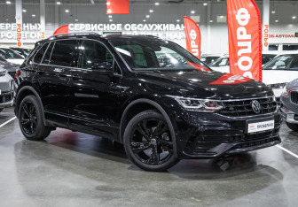 Подержанный автомобиль Volkswagen Tiguan 2021 года (4 фото)