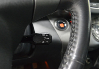 Подержанный автомобиль Toyota RAV4 2009 года (15 фото)