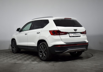 Подержанный автомобиль Jetta VS5 2022 года (8 фото)