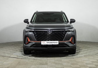 Подержанный автомобиль Changan CS35PLUS 2024 года (2 фото)