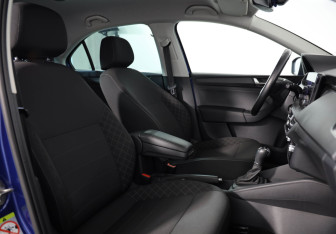 Подержанный автомобиль Skoda Rapid Liftback 2020 года (18 фото)