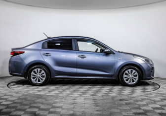 Подержанный автомобиль Kia Rio Sedan 2020 года (4 фото)