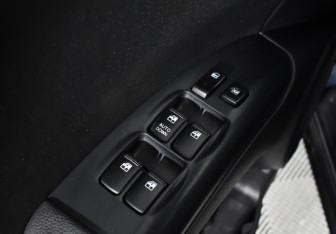 Подержанный автомобиль Kia Sportage 2009 года (10 фото)
