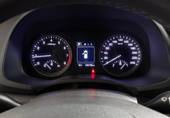 Подержанный автомобиль Hyundai Tucson 2016 года (17 фото)
