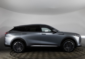 Подержанный автомобиль Exeed RX 2024 года (4 фото)