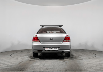 Подержанный автомобиль Nissan Almera Classic 2007 года (6 фото)