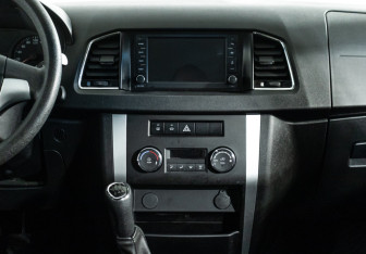 Подержанный автомобиль УАЗ Patriot 2023 года (14 фото)