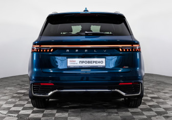 Подержанный автомобиль Geely Monjaro 2023 года (7 фото)