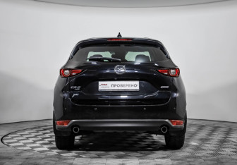 Подержанный автомобиль Mazda CX-5 2022 года (7 фото)
