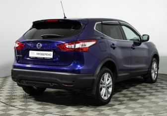 Подержанный автомобиль Nissan Qashqai 2014 года (5 фото)