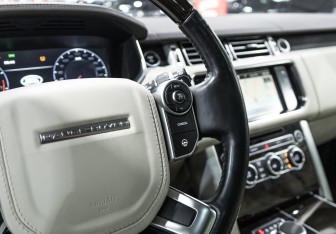 Подержанный автомобиль Land Rover Range Rover 2014 года (28 фото)