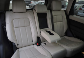 Подержанный автомобиль Land Rover Range Rover Sport 2021 года (32 фото)