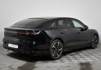 Подержанный автомобиль Voyah Passion 2023 года (5 фото)