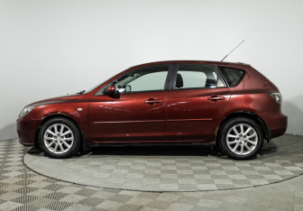 Подержанный автомобиль Mazda 3 Hatchback 2008 года (8 фото)