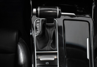 Подержанный автомобиль Kia Stinger 2018 года (21 фото)