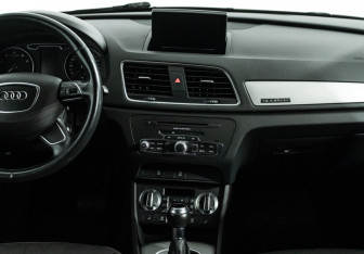 Подержанный автомобиль Audi Q3 2014 года (14 фото)