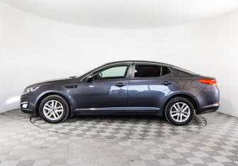 Подержанный автомобиль Kia Optima Sedan 2012 года (8 фото)