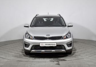 Подержанный автомобиль Kia Rio Hatchback 2018 года (2 фото)