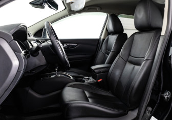 Подержанный автомобиль Nissan Qashqai 2016 года (14 фото)