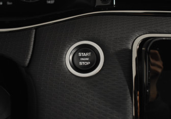 Подержанный автомобиль Land Rover Range Rover Evoque 2021 года (20 фото)