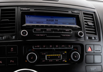 Подержанный автомобиль Volkswagen Multivan 2010 года (13 фото)