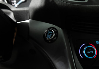 Подержанный автомобиль Ford Kuga 2016 года (18 фото)
