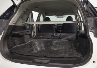 Подержанный автомобиль Nissan X-Trail 2018 года (28 фото)