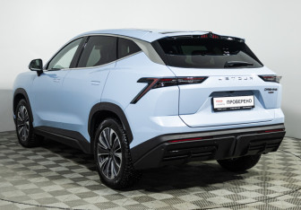 Подержанный автомобиль Jetour Dashing 2023 года (7 фото)