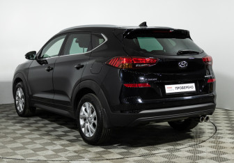 Подержанный автомобиль Hyundai Tucson 2020 года (7 фото)