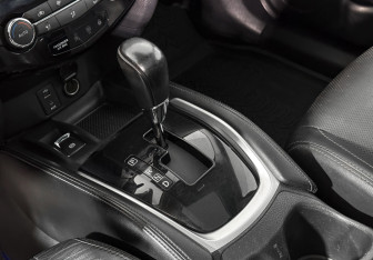 Подержанный автомобиль Nissan Qashqai 2014 года (11 фото)