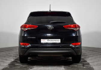 Подержанный автомобиль Hyundai Tucson 2016 года (6 фото)