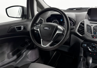 Подержанный автомобиль Ford EcoSport 2016 года (14 фото)