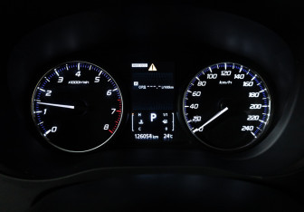 Подержанный автомобиль Mitsubishi Outlander 2019 года (12 фото)