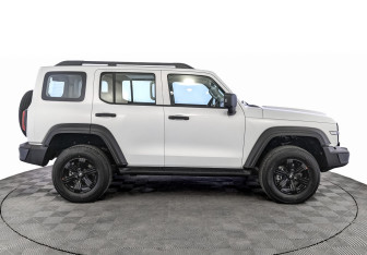 Новый Tank 300 2025 (4 фото)