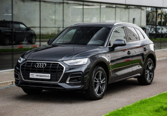 Подержанный автомобиль Audi Q5 2021 года (3 фото)