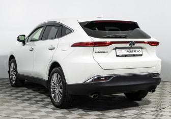 Подержанный автомобиль Toyota Harrier 2021 года (7 фото)