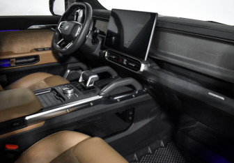 Подержанный автомобиль Jetour T2 2024 года (14 фото)