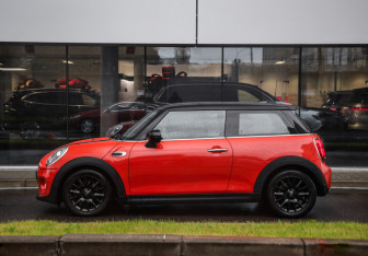 Подержанный автомобиль MINI Hatch 2020 года (9 фото)