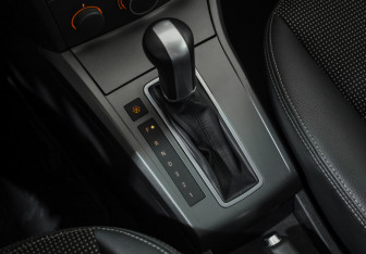 Подержанный автомобиль Opel Astra Hatchback 2006 года (16 фото)