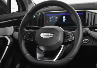 Подержанный автомобиль Geely Atlas 2024 года (14 фото)