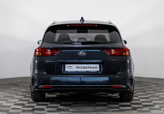 Подержанный автомобиль Kia Ceed Wagon 2019 года (6 фото)