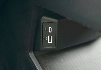 Подержанный автомобиль Omoda C5 2023 года (21 фото)